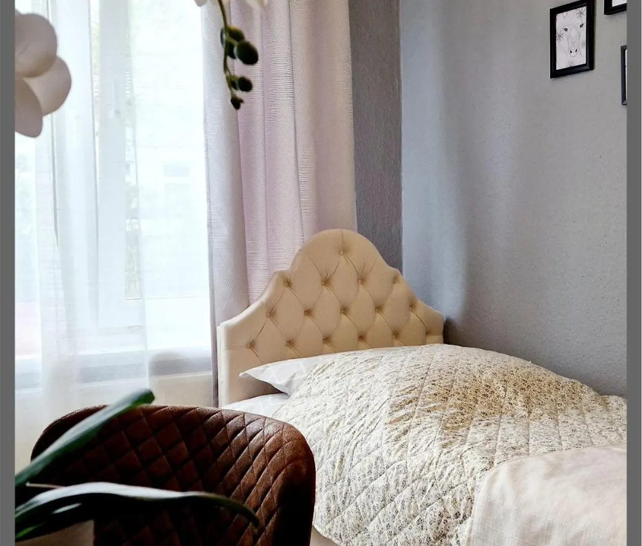 My Bed Bergedorf By Gugu Bed & Breakfast Hamburg Germany