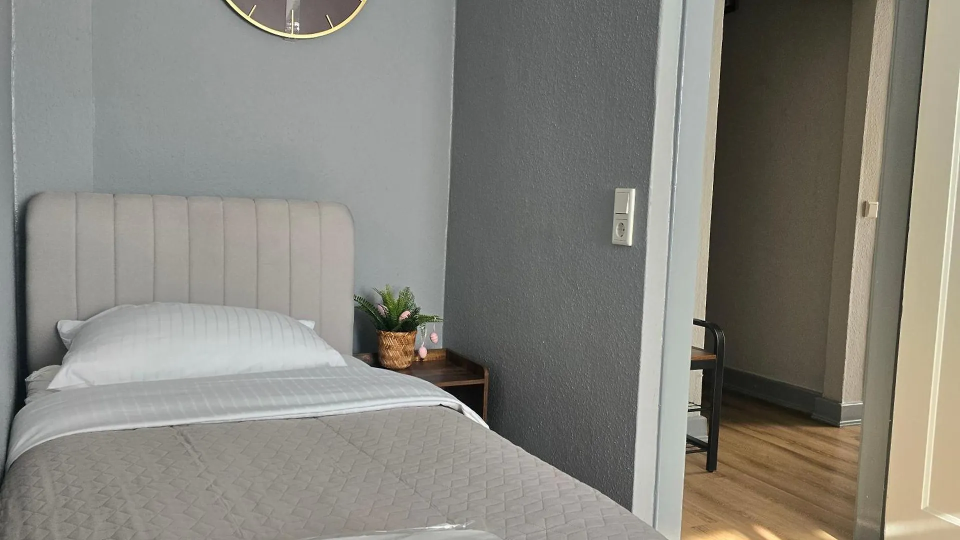 My Bed Bergedorf By Gugu Bed & Breakfast Hamburg Germany